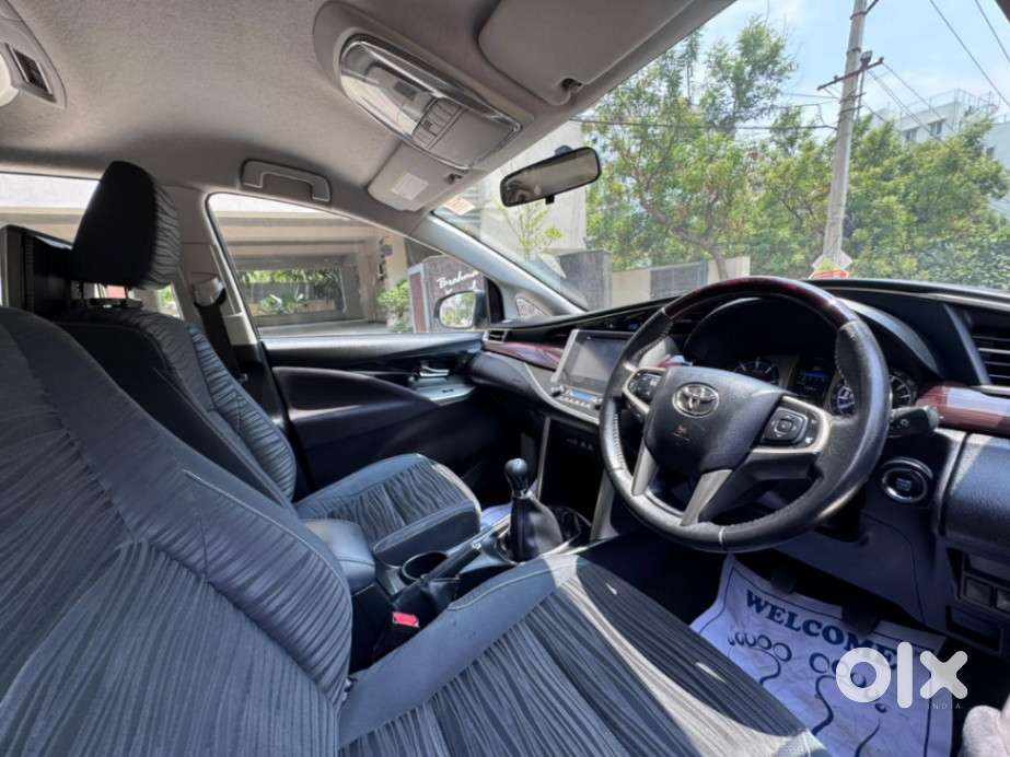 Toyota Innova Crysta 2.4 V 7 Str, 2017, Diesel