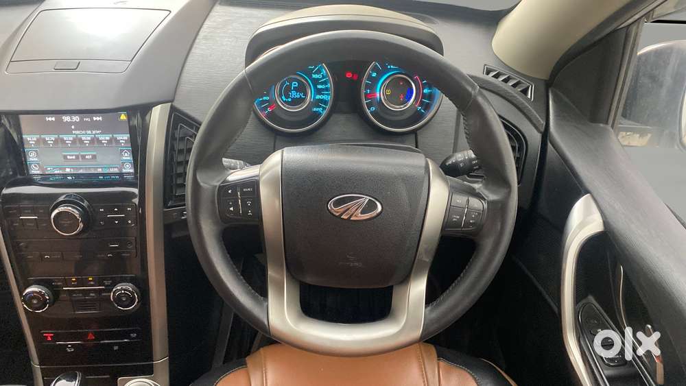 Mahindra Xuv500 W9 At 1.99, 2018, Diesel