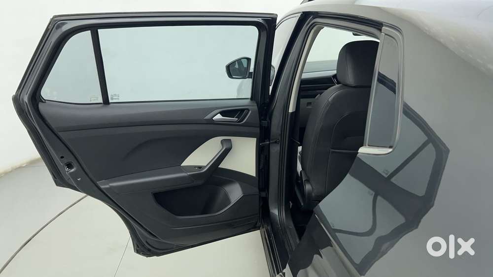 Volkswagen Taigun Topline 1.0 Tsi At (electric Seats), 2022, Petrol