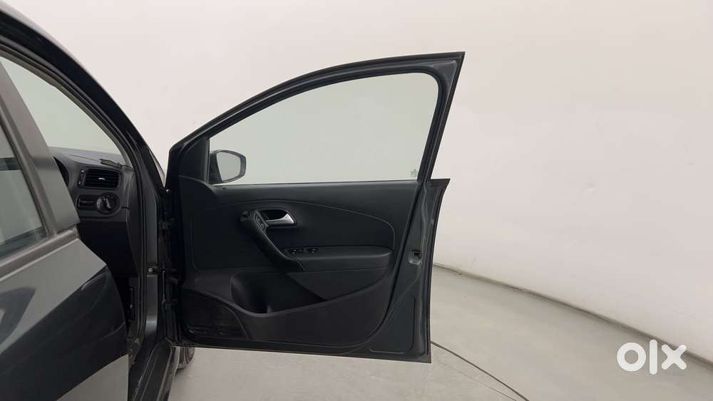 Volkswagen Polo 2009-2013 Petrol Comfortline 1.2l, 2017, Petrol