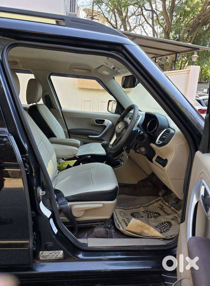Mahindra Tuv 300 T8, 2016, Diesel
