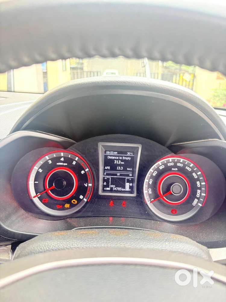 Mahindra Petrol Manual 2022 Car