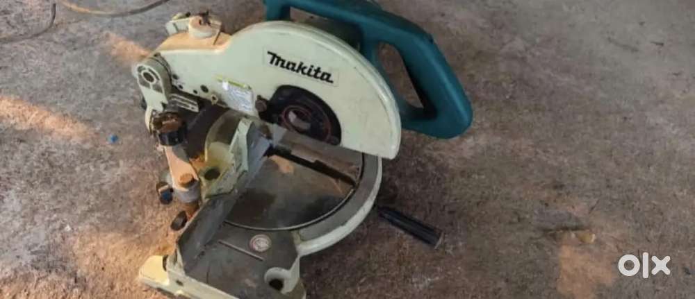 Makita -Ls1040 Mitre Saw - Corded Electric