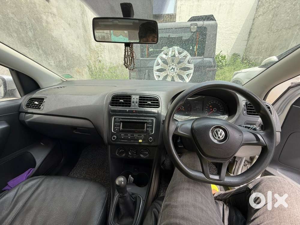 Volkswagen Polo Petrol 2015