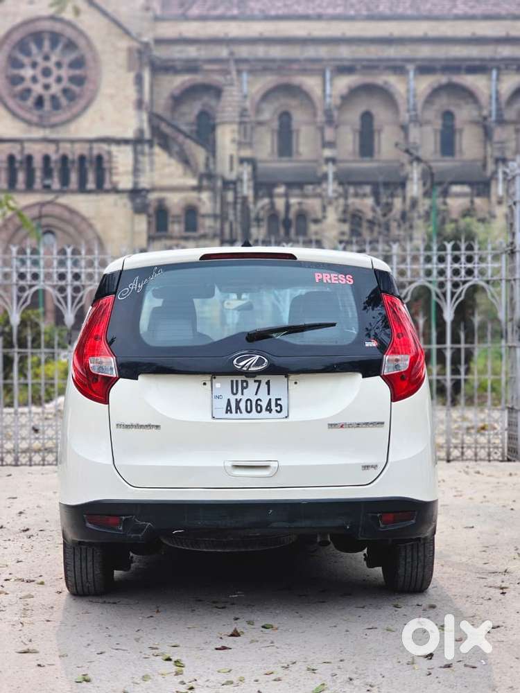 Mahindra Marazzo M6, 2019, Diesel