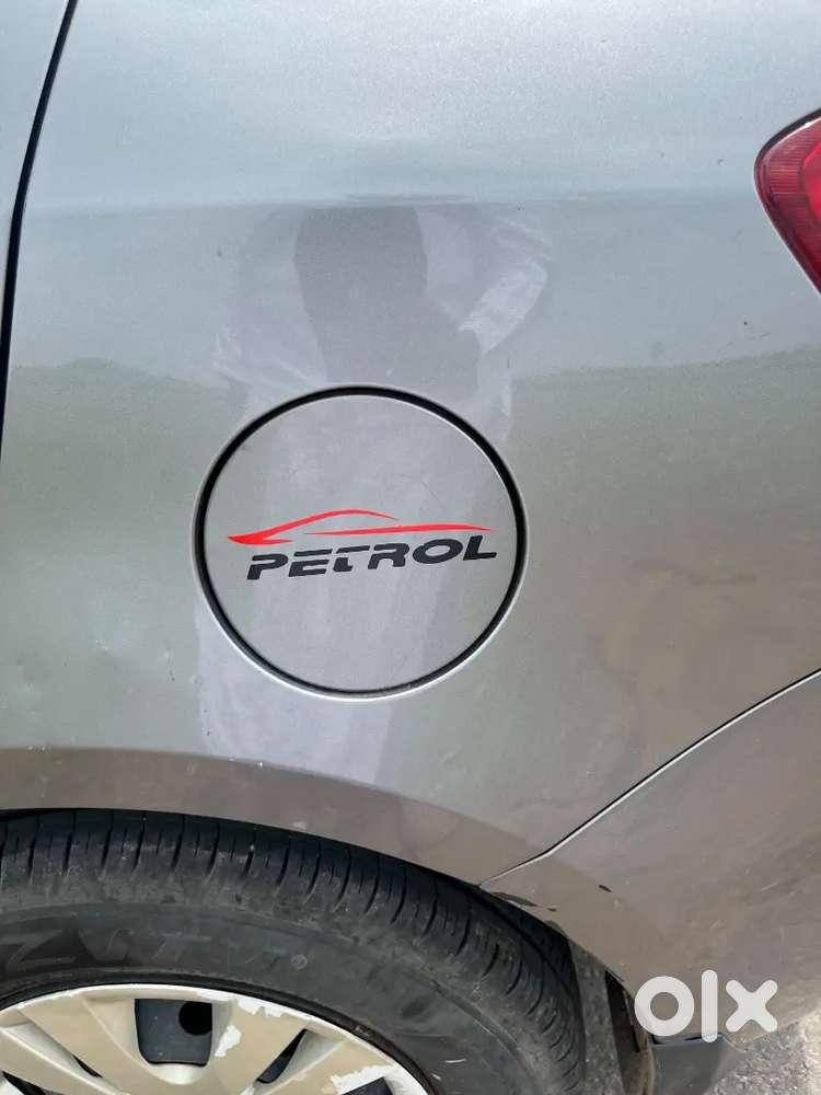 Maruti Suzuki Dzire 2013