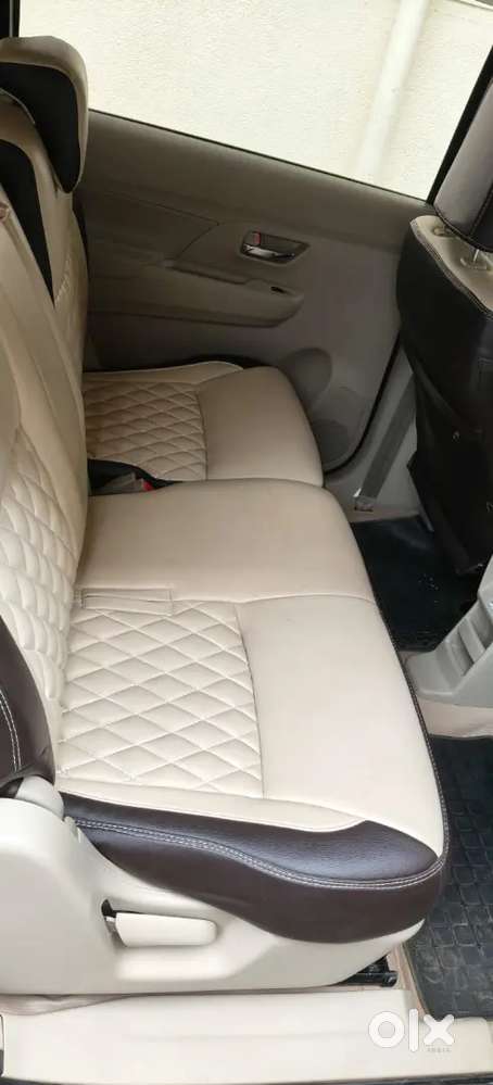 Maruti Suzuki Ertiga Zxi 2023 Plus