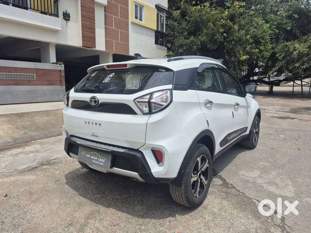 Tata Nexon 1.2 Revotron Xza Plus (l), 2023, Petrol