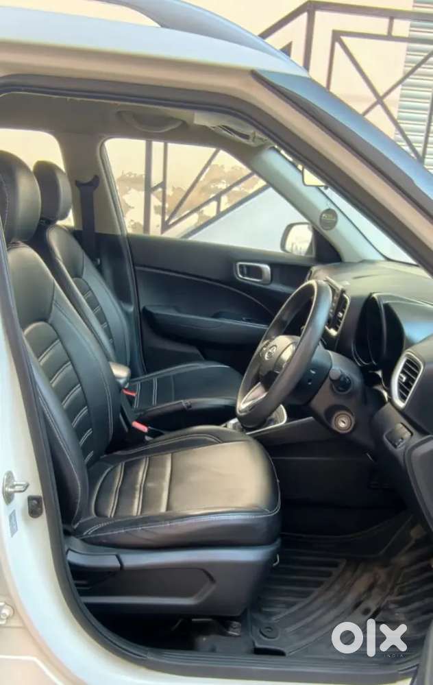 Hyundai Venue 2022 Petrol Well Maintained