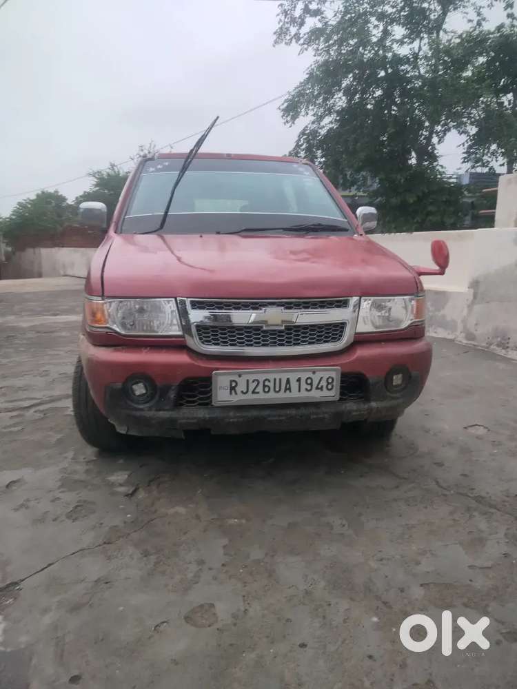 Chevrolet Tavera Neo 2014