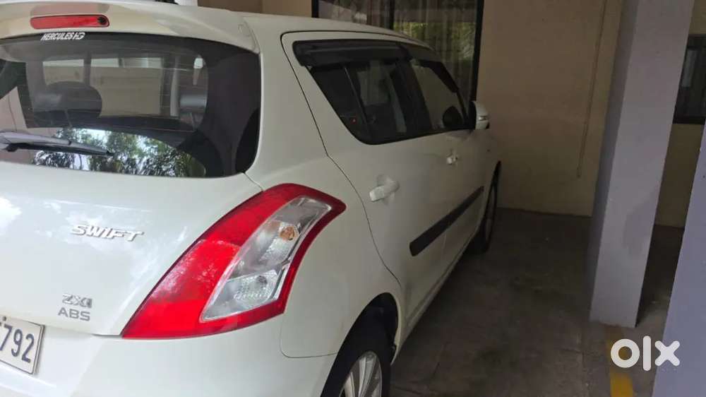 Maruti Suzuki Swift 2015 Petrol Sparingly Used