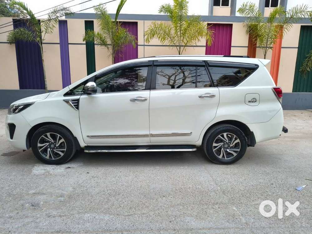 Toyota Innova Crysta 2.4 V 8 Str, 2021, Diesel