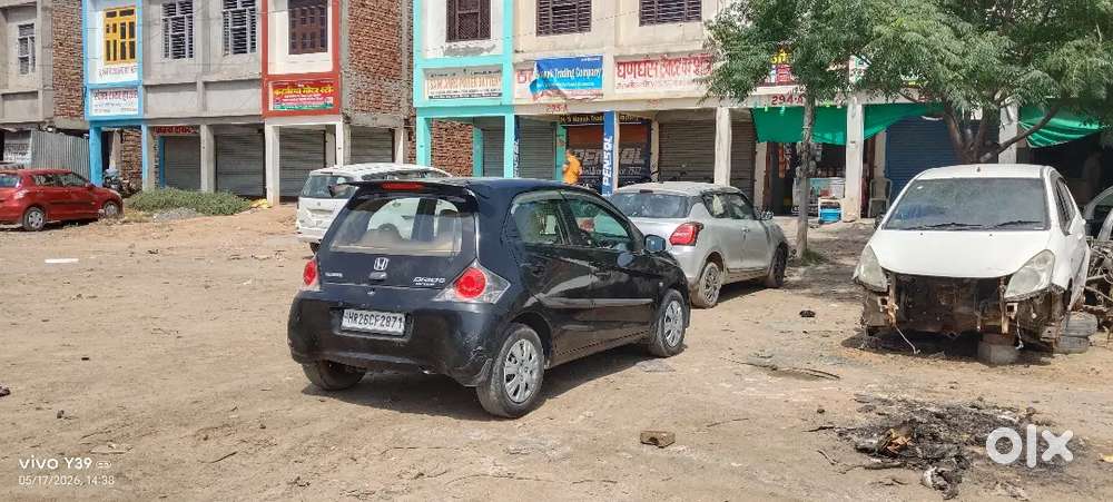 Honda Brio Petrol Mt 2014