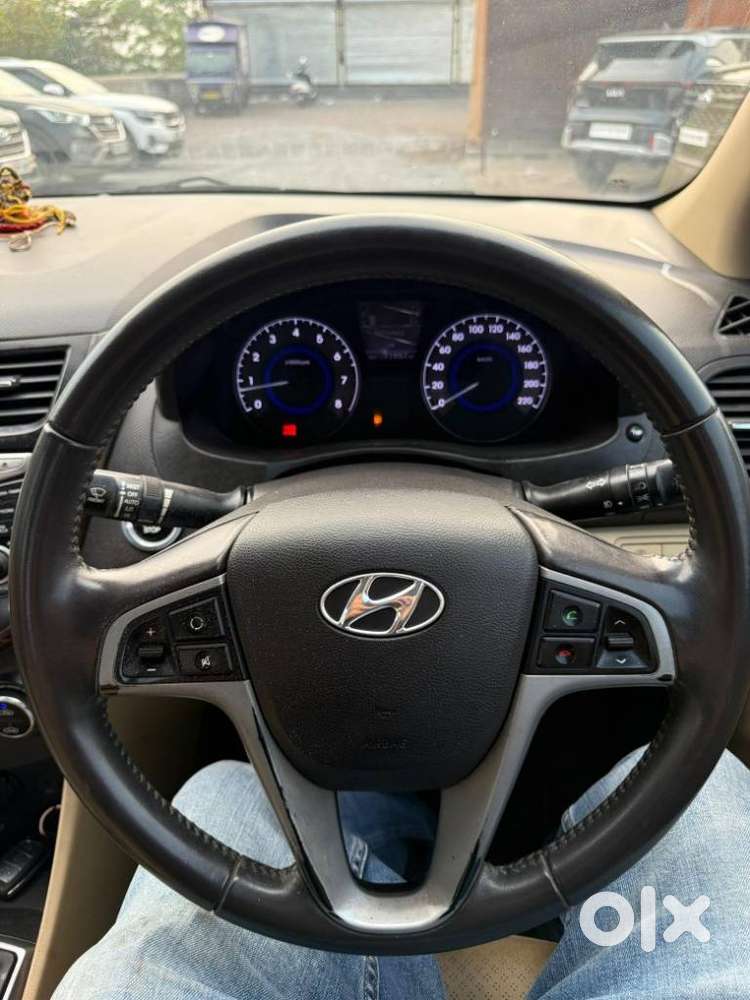Hyundai Verna 1.6 Vtvt Sx, 2015, Petrol
