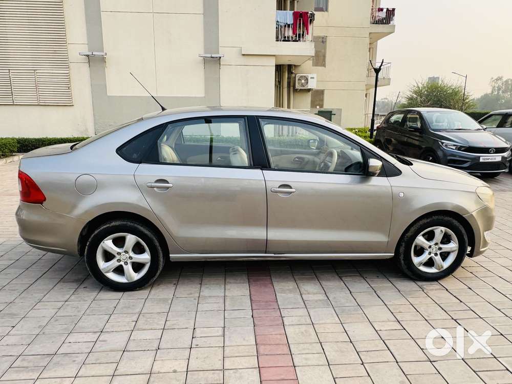 Skoda Rapid Elegance 1.6 Tdi Cr Manual, 2012, Diesel