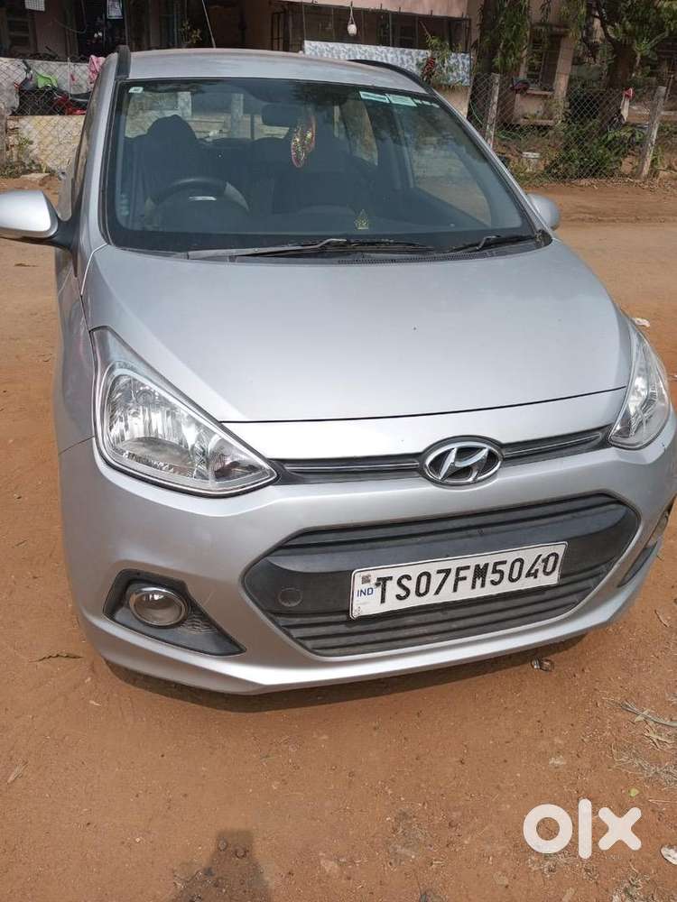 Hyundai Grand I10 2017 Petrol 82000 Km Driven