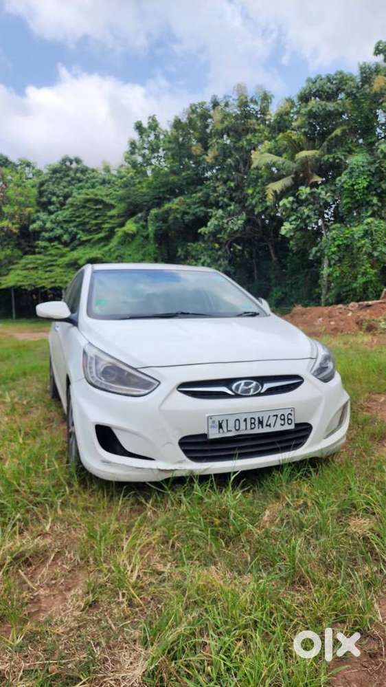 Hyundai Fluidic Verna 1.6 Crdi Sx Automatic, 2013, Petrol
