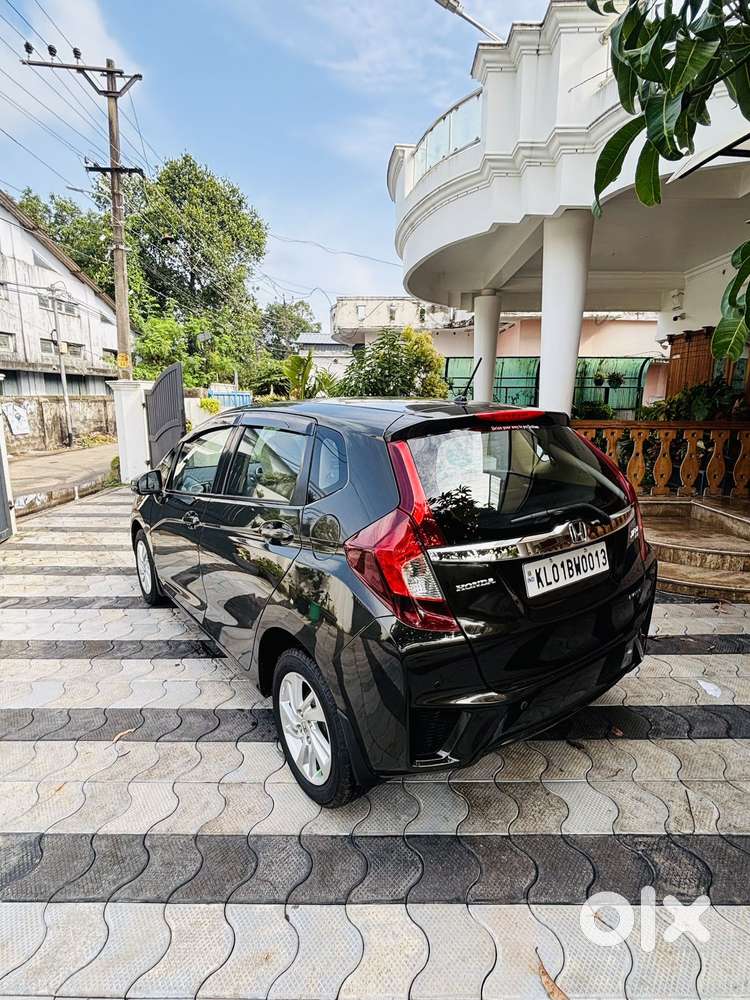 Honda Jazz V Automatic, 2015, Petrol