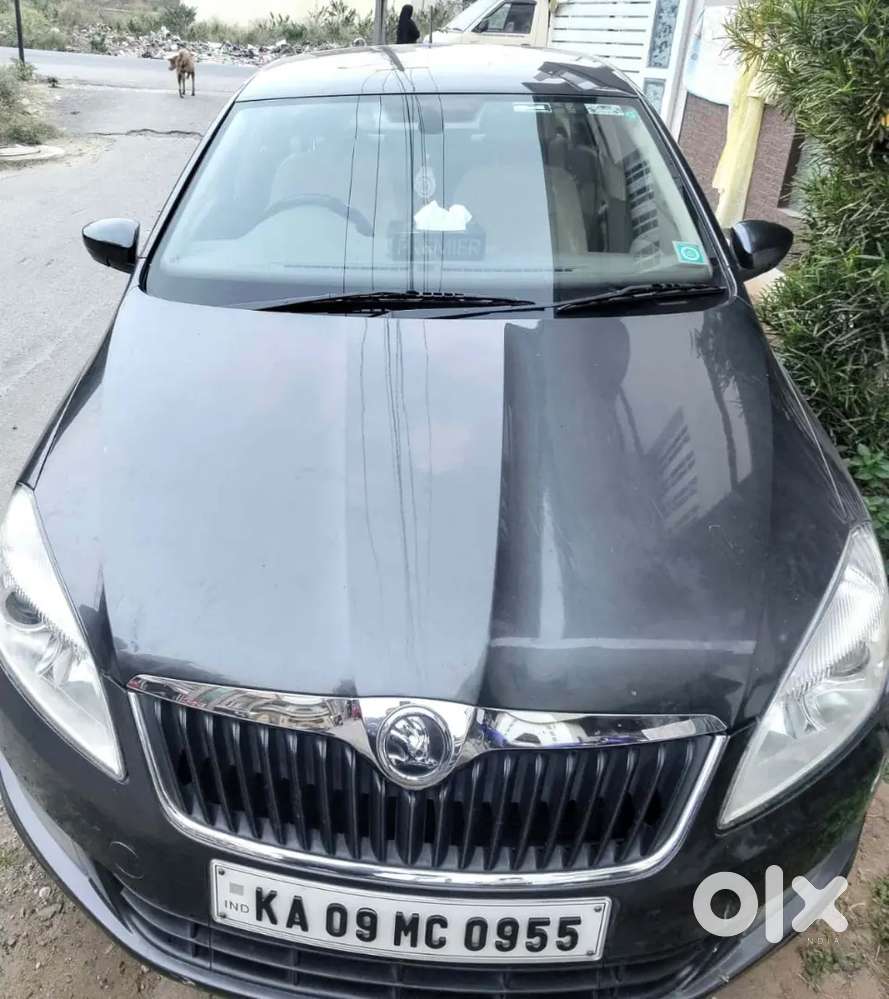 Skoda Rapid 2016 Diesel 100000 Km Driven First Owner