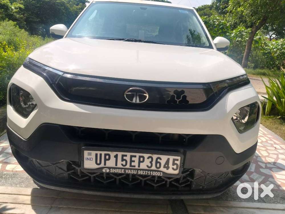 Well Maintained Without Any Scratche At Brand New Condition With All T