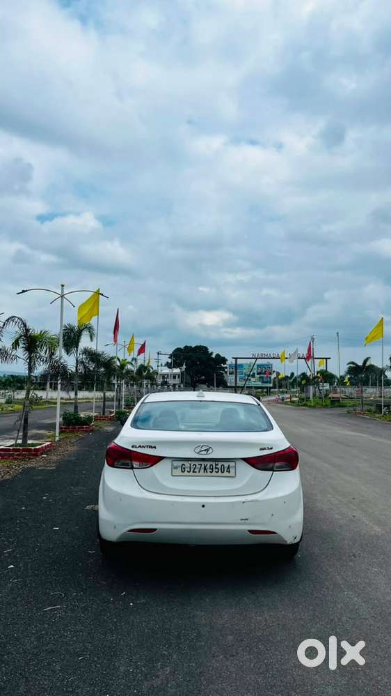 Hyundai New Elantra 2013
