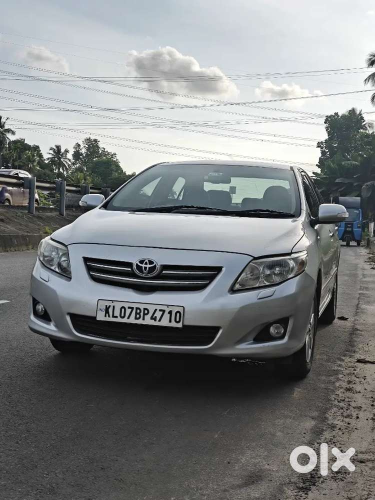 Toyota Corolla Altis 2010