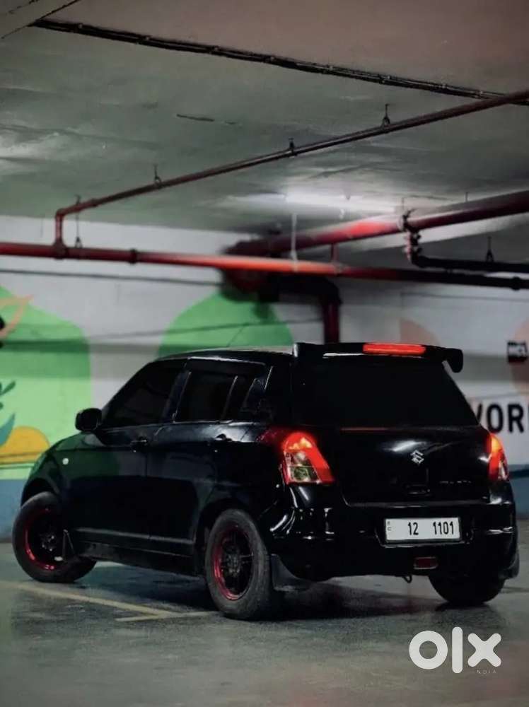 Maruti Suzuki Swift 2010 Diesel Good Condition And Well Maintained.