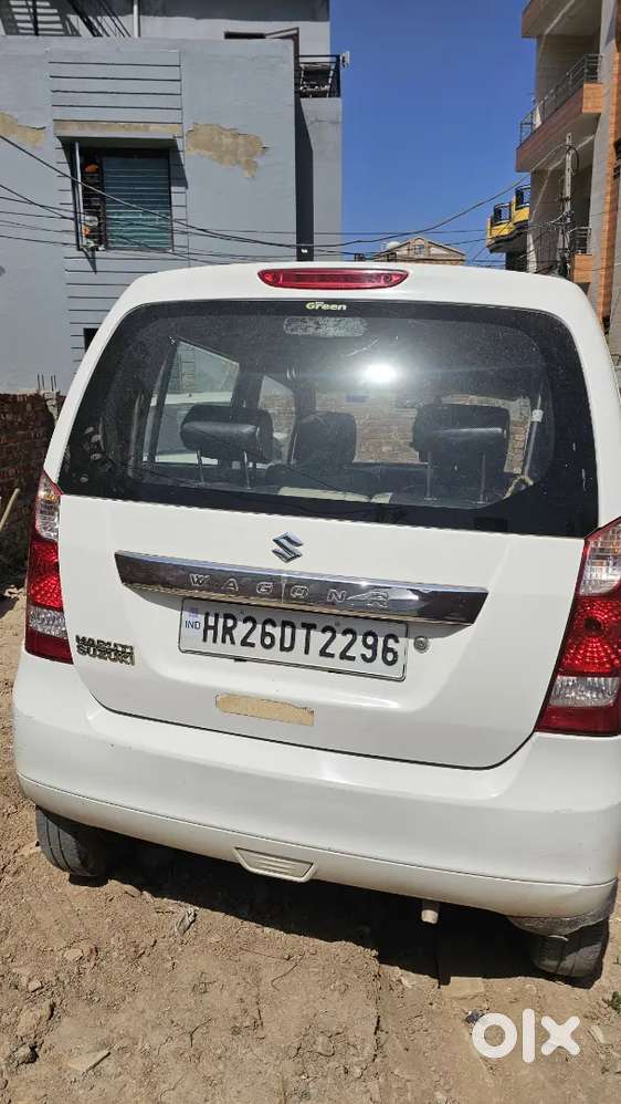 Showroom Condition Car. All Original.  Company Green Cng