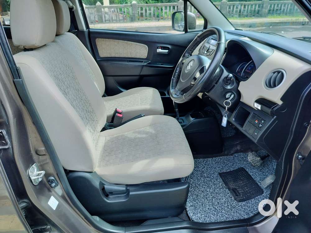 Maruti Suzuki Wagon R Vxi Amt1.2, 2017, Petrol