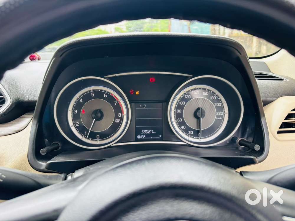 Maruti Suzuki Dzire 1.2 Vxi, 2024, Petrol