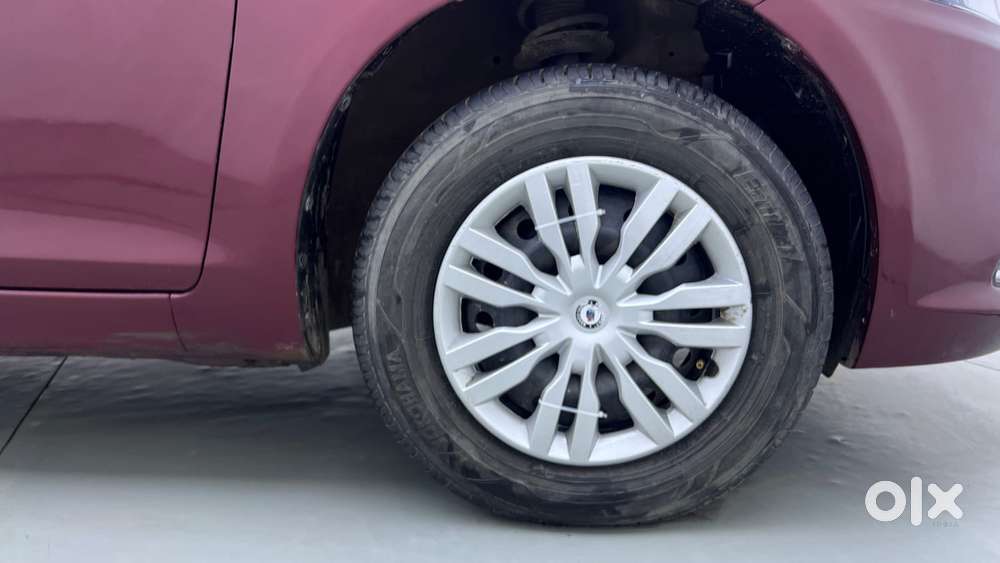 Maruti Suzuki Swift Dzire 1.3 Vxi, 2015, Petrol