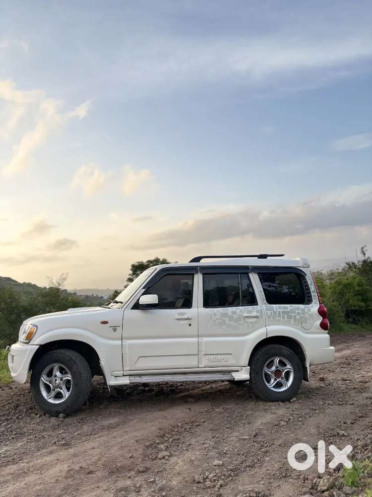 Mahindra Scorpio Classic 2010 Diesel Manual