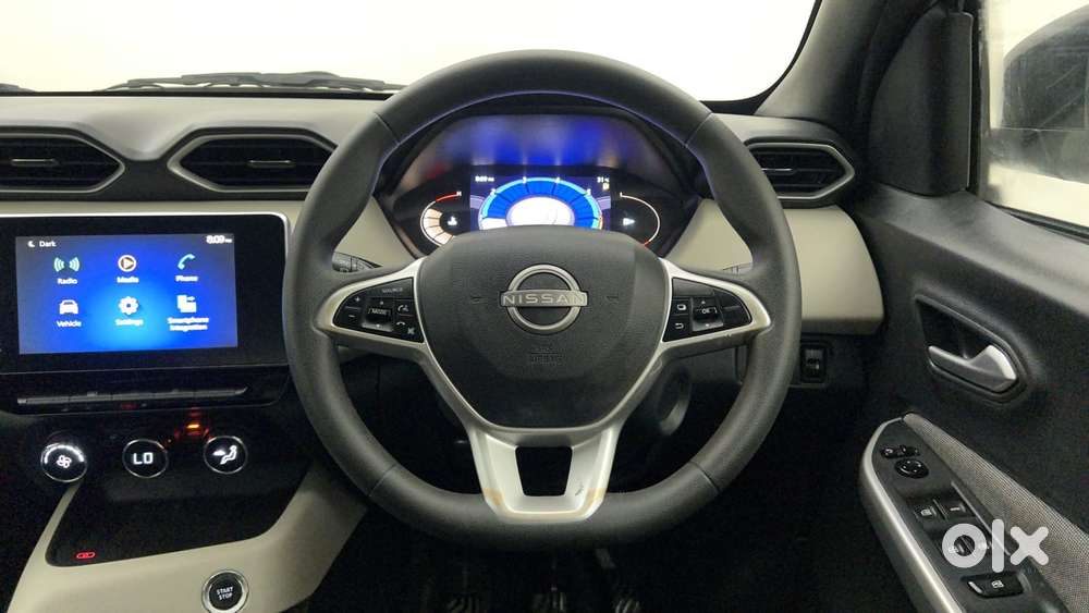 Nissan Magnite 1.0 Xv, 2022, Petrol