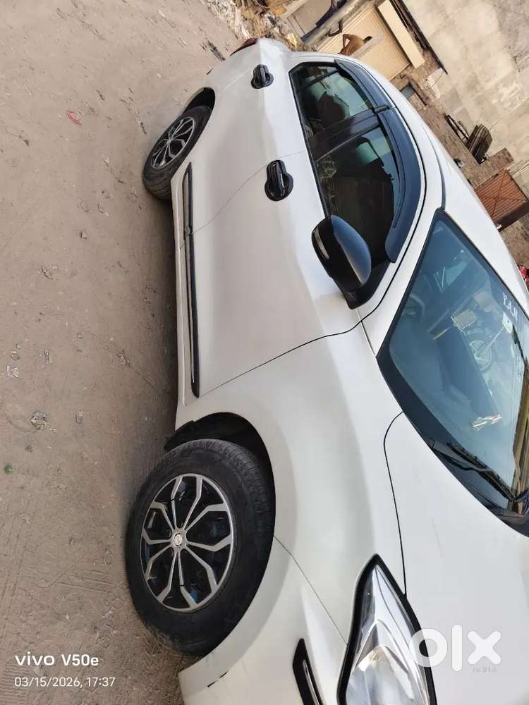 Maruti Suzuki Dzire 2018 Diesel Variant