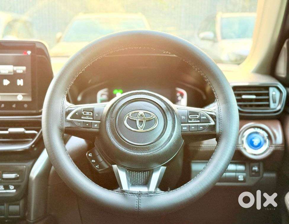 Toyota Urban Cruiser Hyryder 1.5 V Hybrid, 2023, Diesel