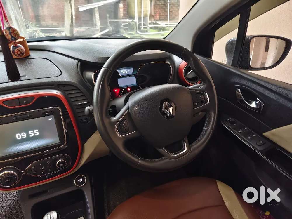 Renault Captur Petrol 2018 Owned By A Single Mother, Well Maintained.