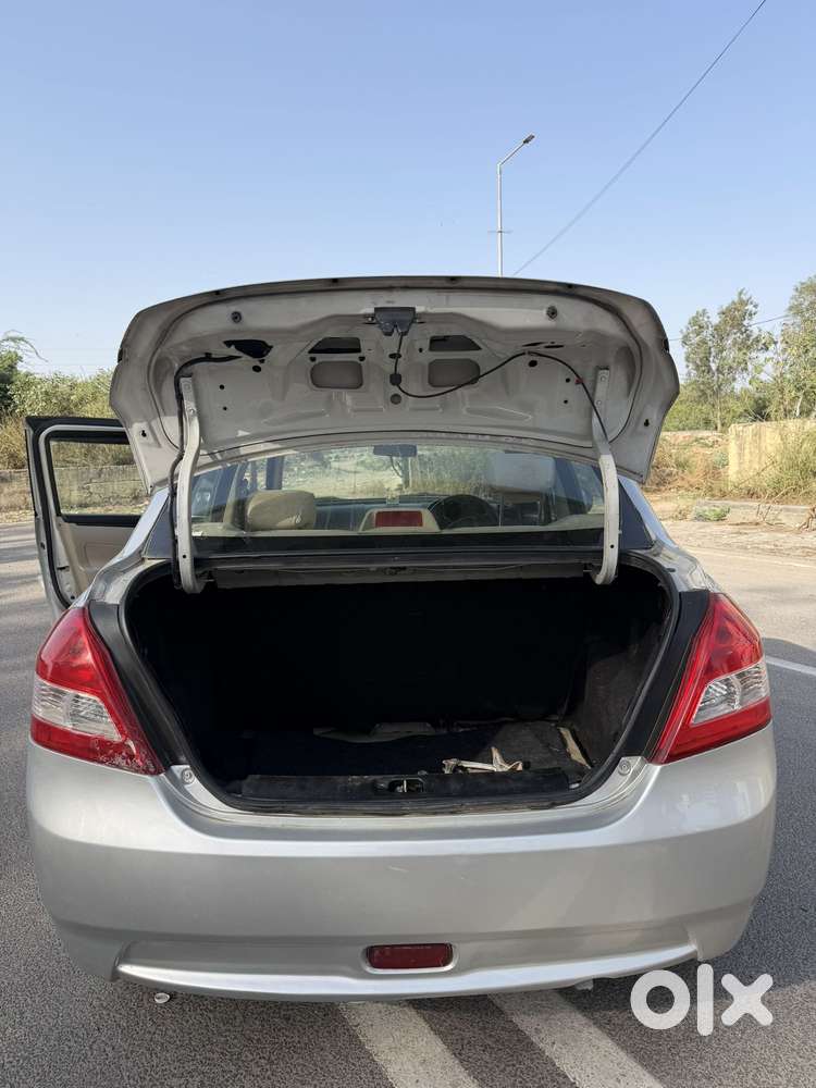 Maruti Suzuki Swift Dzire 1.2 Lxi Bsiv, 2013, Petrol