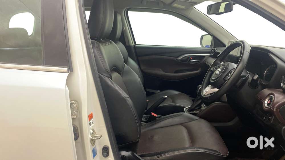 Maruti Suzuki Grand Vitara 1.5 Alpha Smart Hybrid At, 2023, Petrol