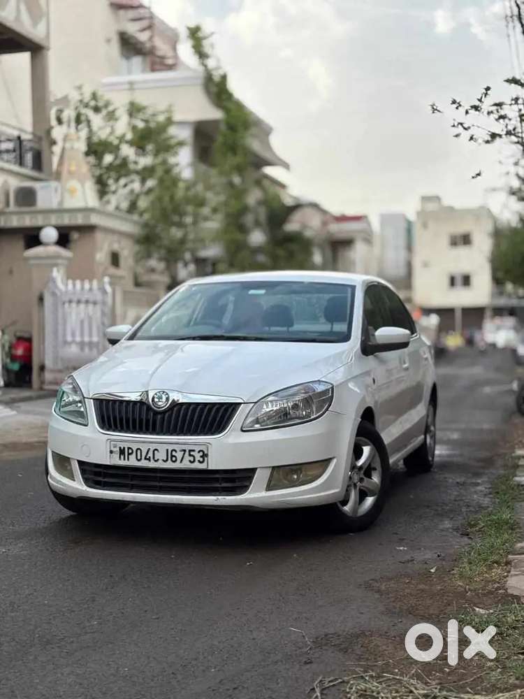 Skoda Rapid 
Model 2012 
Both Key Available 
Insurance Valid