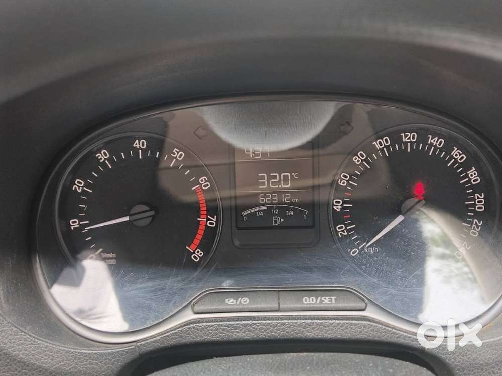 Skoda Rapid Tsi Active 1.0 Mt, 2019, Petrol