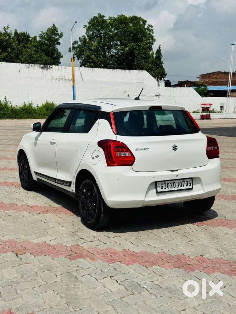 Maruti Suzuki Swift Vvt Vxi, 2021, Petrol