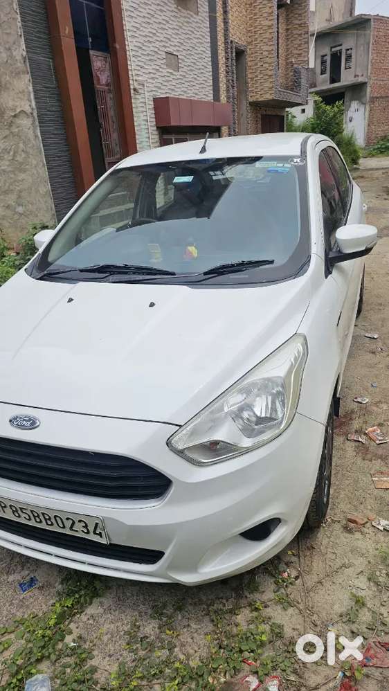 Ford Figo Titanium 2017