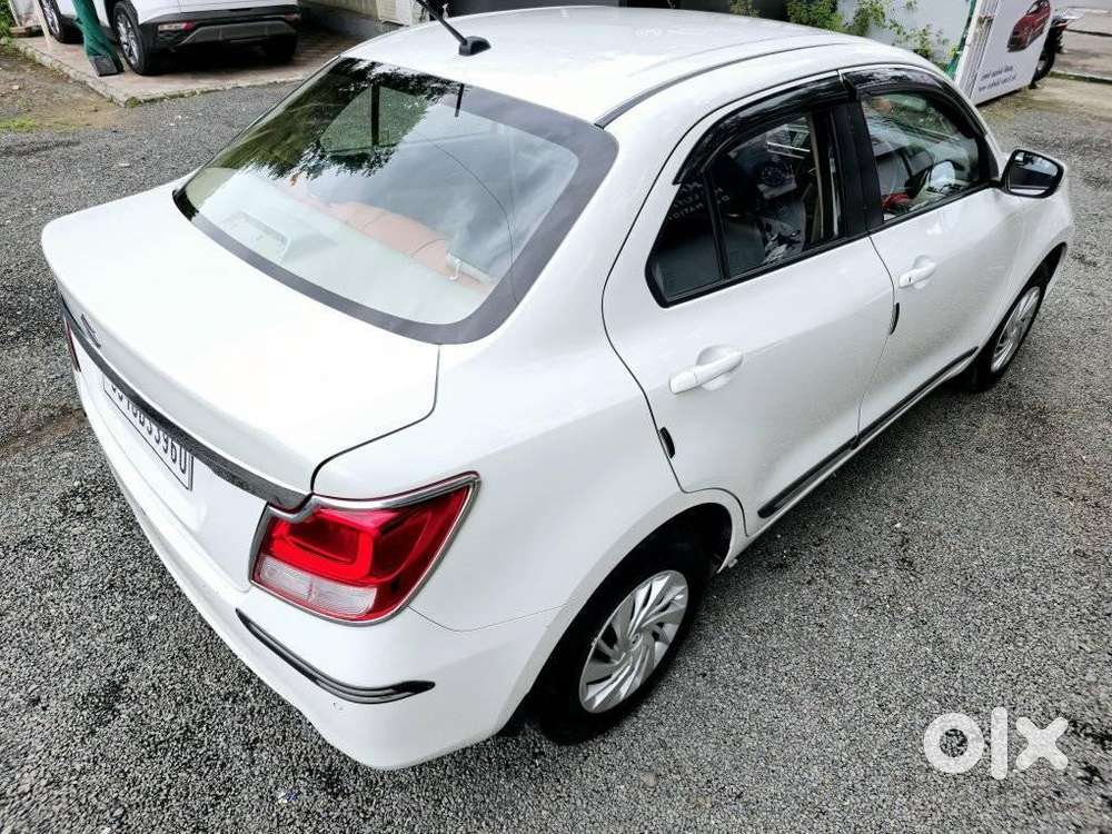 Maruti Suzuki Swift Dzire 1.3 Vxi, 2023, Petrol