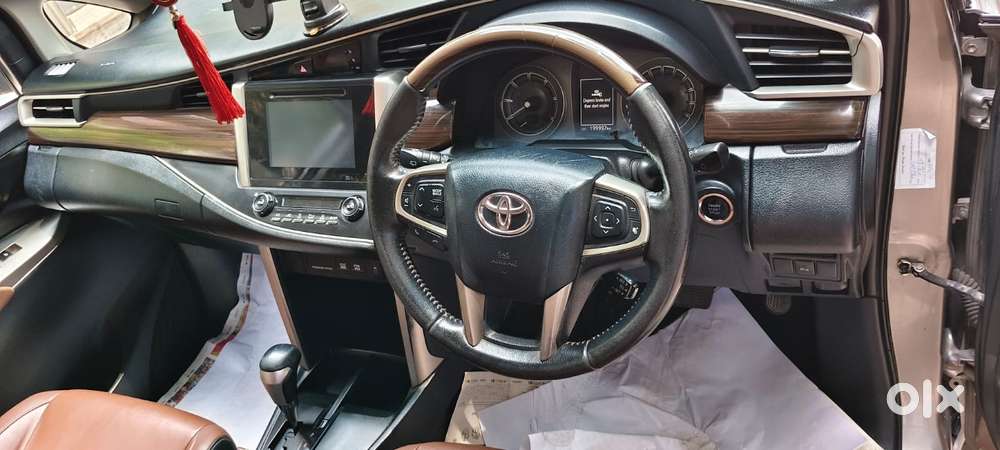 Toyota Innova Crysta 2.8 Z, 2016, Diesel