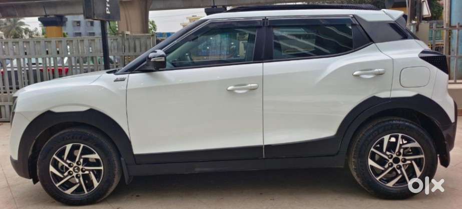 Mahindra Xuv 3xo Ax5l 1.2 Petrol At, 2024, Petrol