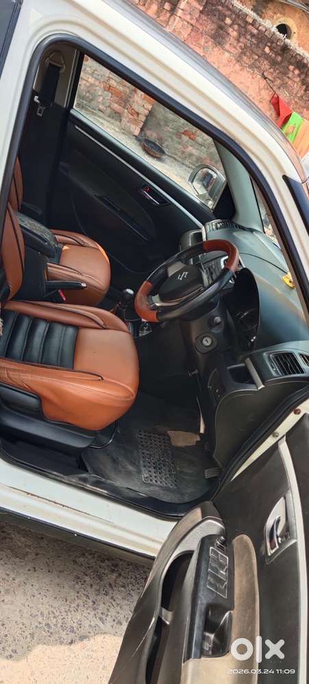 Maruti Suzuki Swift Vxi Abs Bsiv, 2016, Petrol