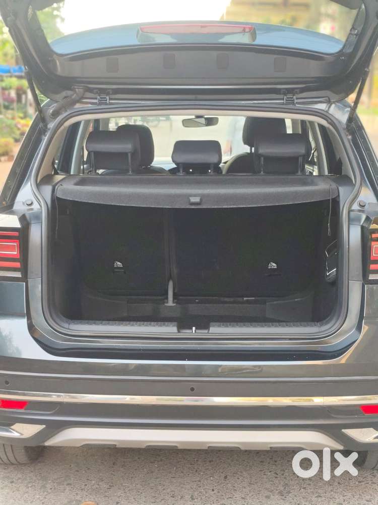 Volkswagen Taigun 1.0 Tsi Topline At, 2023, Petrol