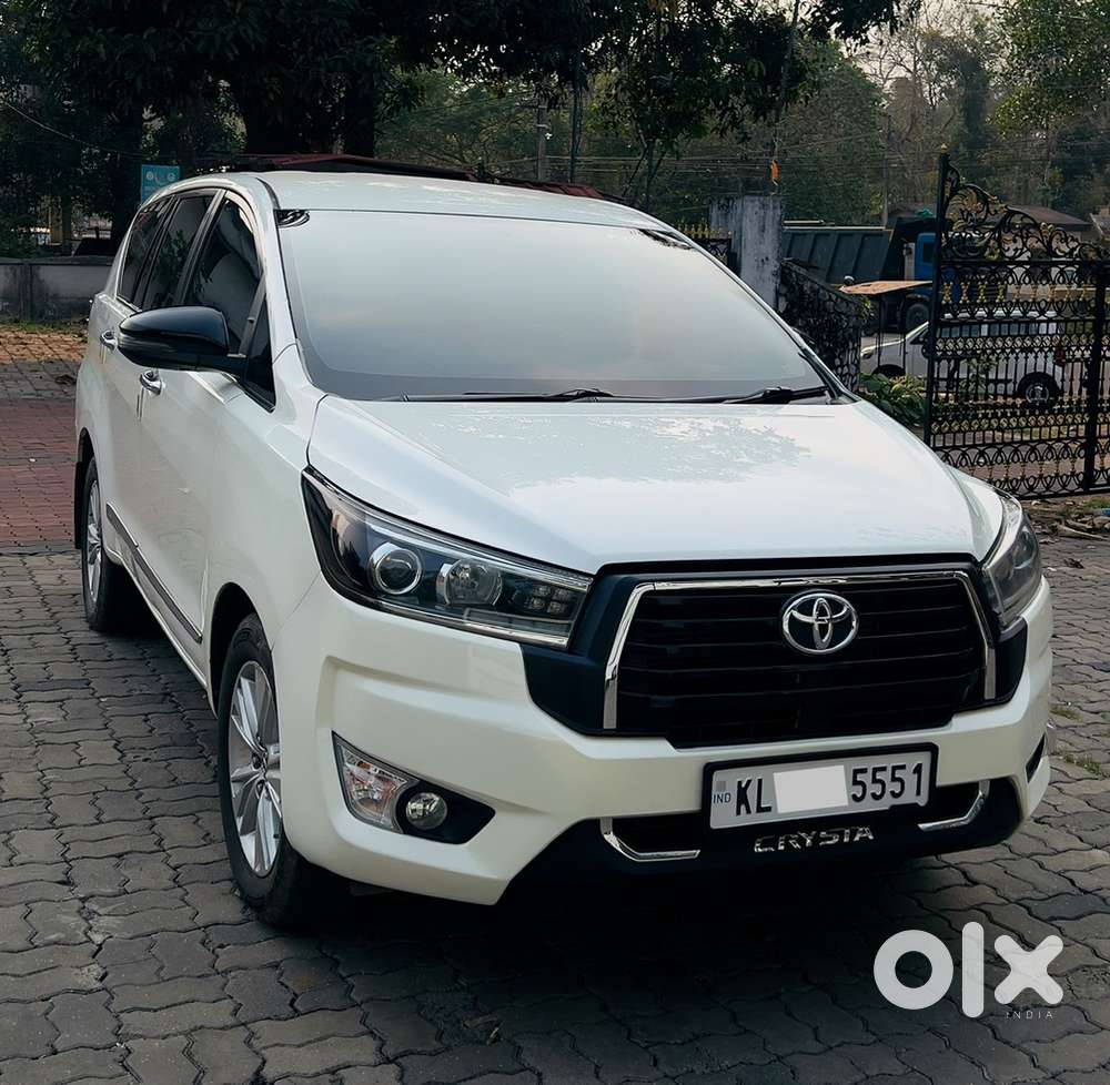 Toyota Innova Crysta 2018/6 2.8 Z At Diesel 105000 Km Driven