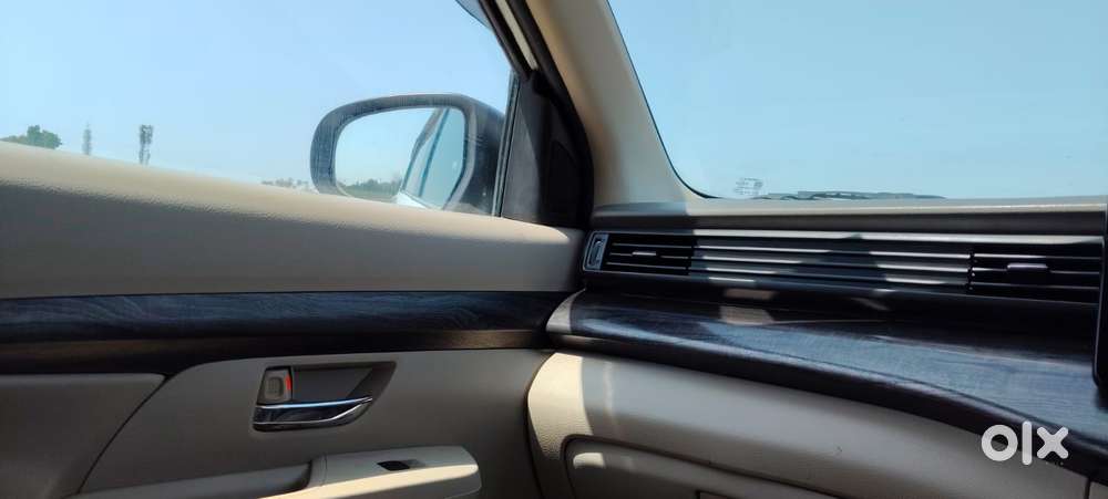 Maruti Suzuki Ertiga Zxi (o) Cng [2022-2023], 2023, Cng & Hybrids