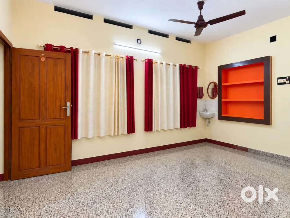 Beautiful 2 BHK Semi Furnished House for Rent &ndash; Manacaud